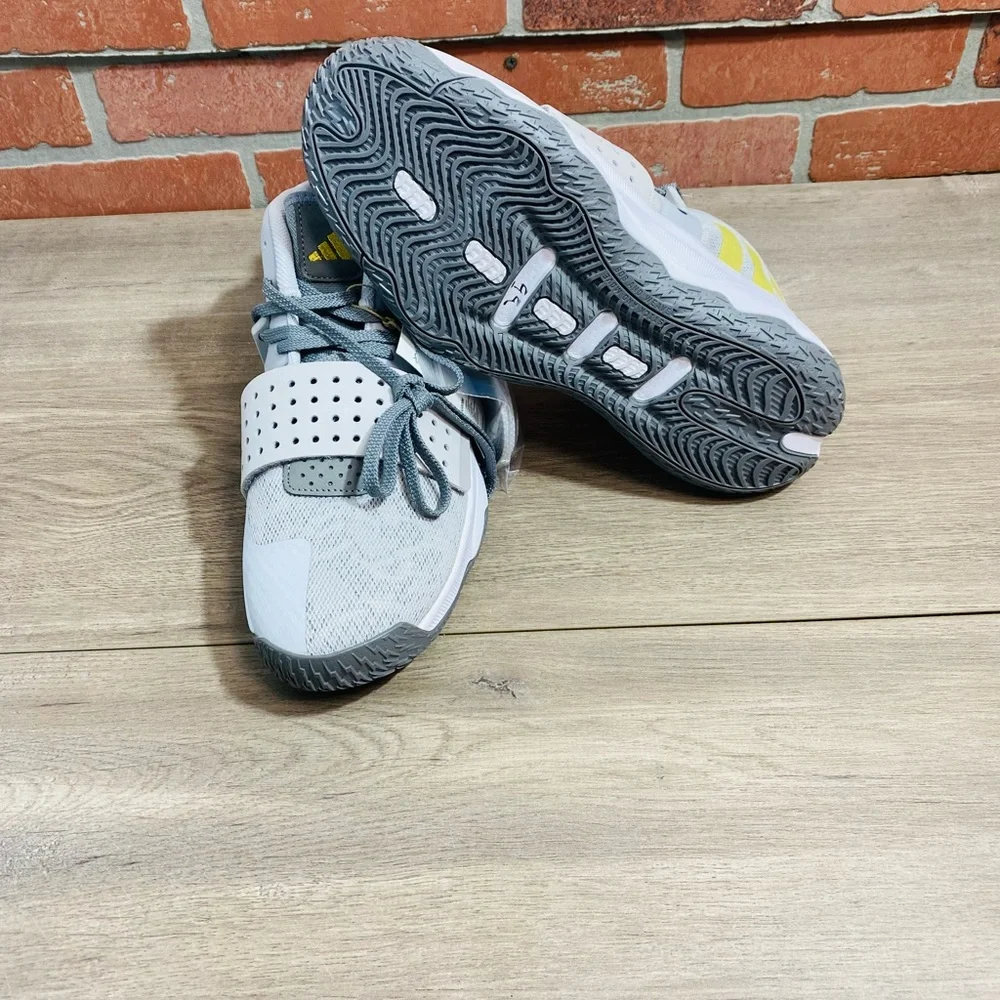 adidas Dame Basketball Shoe Men's Light Gray/Gold New without Box size 11 - Picture 3 of 16